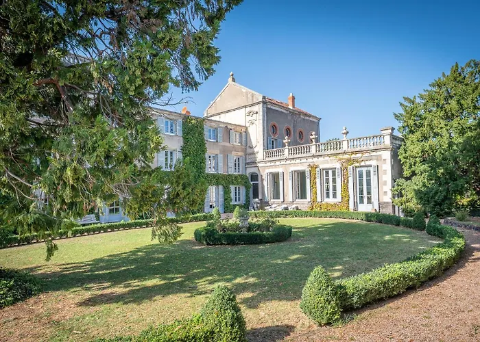 Chateau Du Serpolet