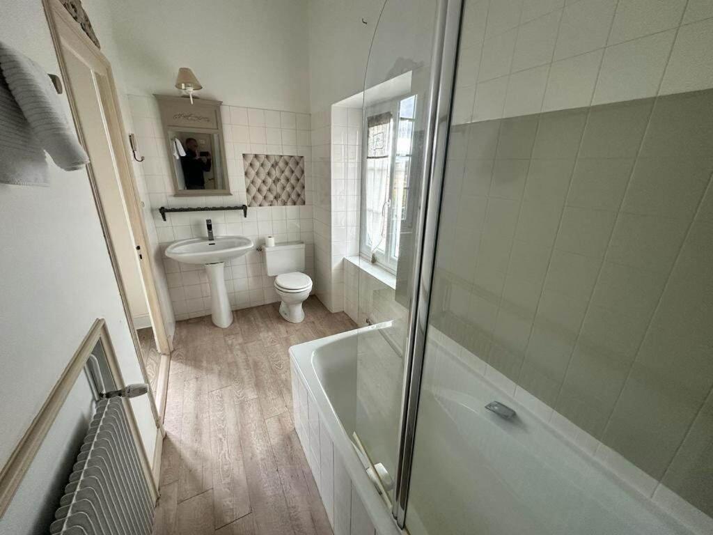 Holiday home Chateau Du Serpolet Pont-du-Chateau